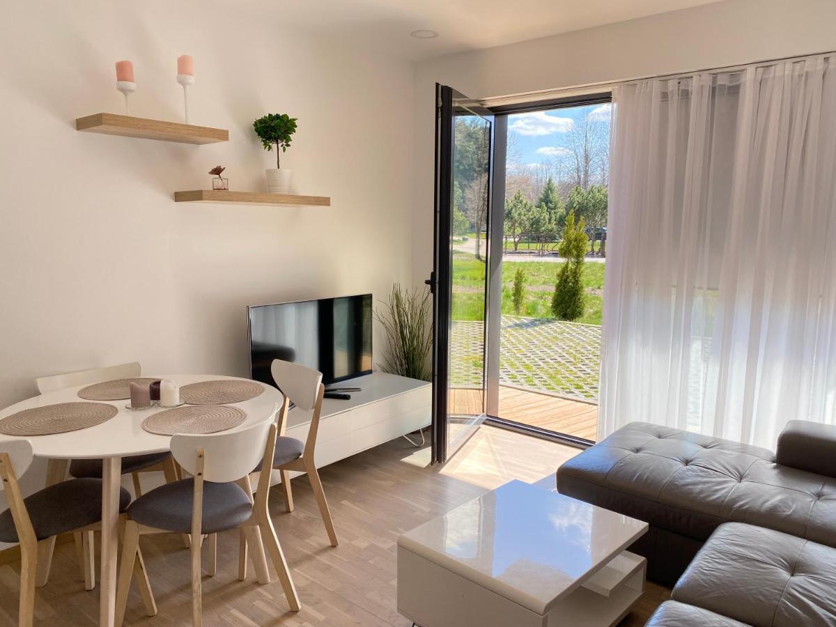Smilciu Trio Keturvieciai Apartamentai Su Terasa Παλάγκα Εξωτερικό φωτογραφία